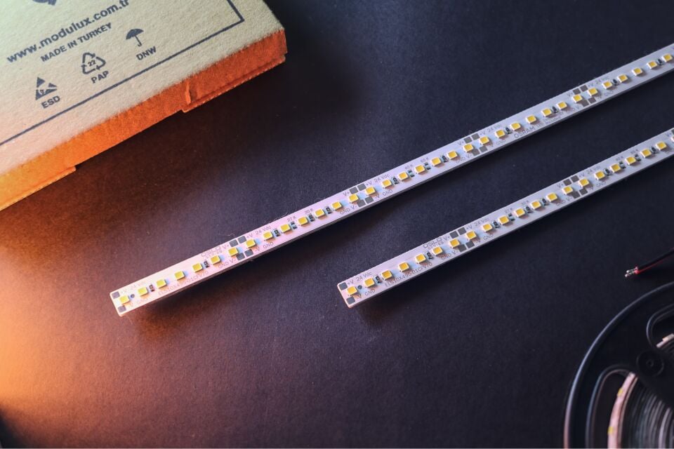 els10x495-01cfv70